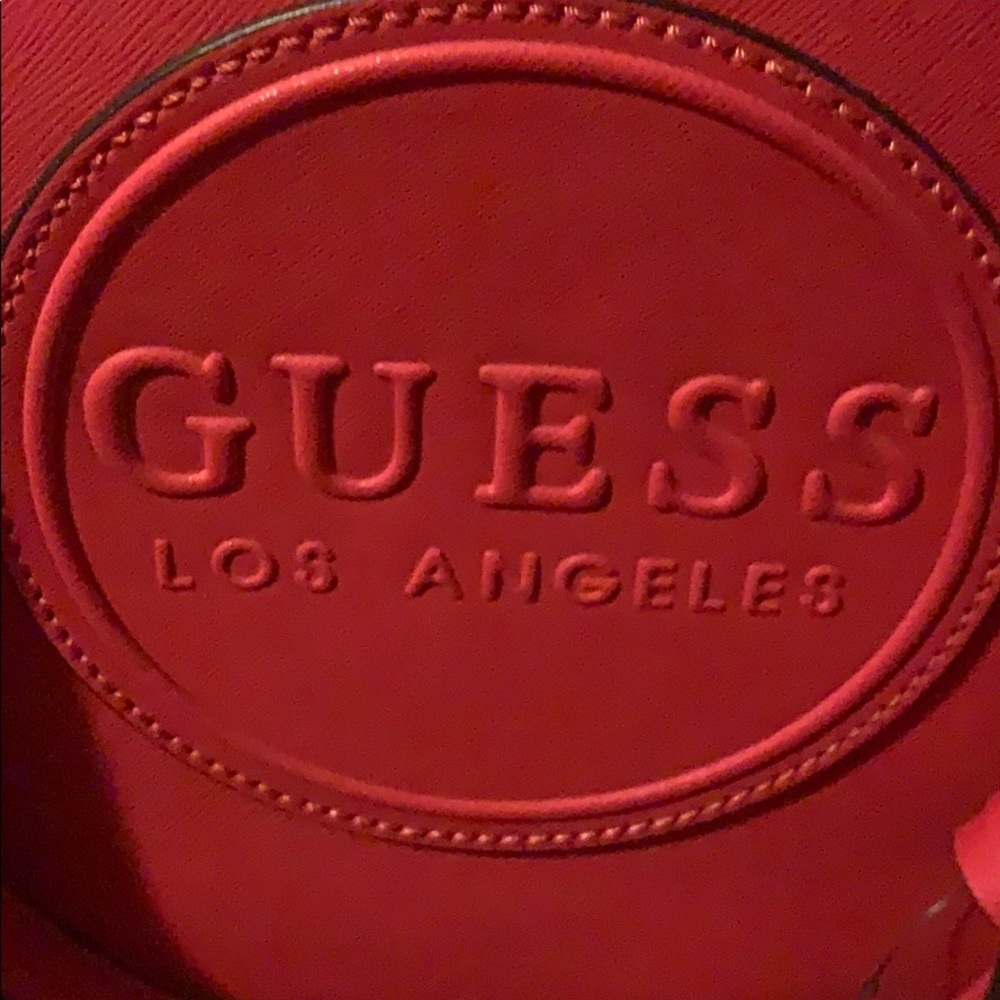 Guess Tote 👜 NWOT - Picture 4 of 4